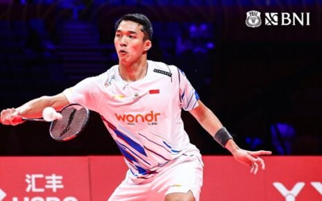 Hasil BWF World Tour Finals 2024: Tarung Sengit 1 Jam, Jonatan Christie Kalah dari Shi Yu Qi di Laga Perdana : Heartdesign Sports