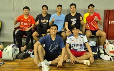 Jelang Pensiun, Hendra Setiawan Latihan Bareng Ganda Putra Utama di Pelatnas PBSI! : Heartdesign Sports