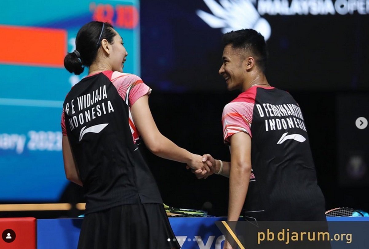 Reaksi Dejan Gloria Usai Raih Kemenangan dalam Debutnya di BWF World Tour Finals 2024 : Heartdesign Sports