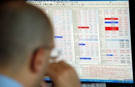 BUMI dan BRMS, kompak teratas di top net buy