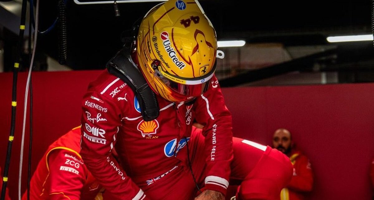 Lewis Hamilton Alami Kecelakaan saat Tes Tertutup Ferrari di Barcelona : Heartdesign Sports