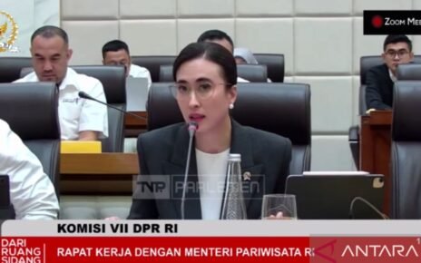 Menpar tegaskan pendidikan dan budaya aspek penting pariwisata