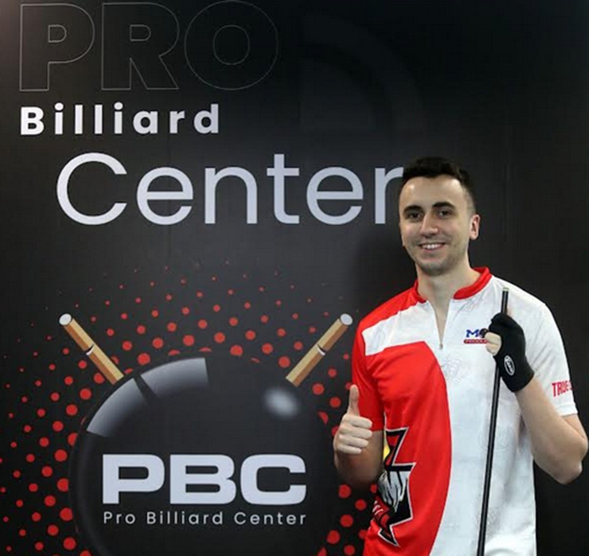 Juara Dunia Biliar Fedor Gorst Puji Fasilitas Pro Billiard Center: Sangat Luar Biasa!