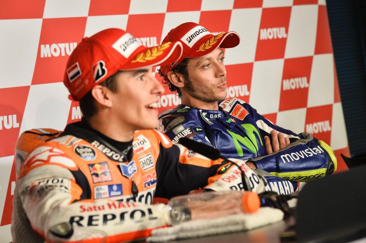 Adu Kekayaan Valentino Rossi vs Marc Marquez, Bak Langit dan Bumi!