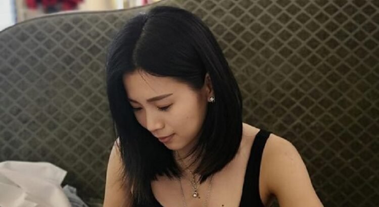 5 Pebulu Tangkis Cantik Dunia yang Kini Jadi Mama Muda, Nomor 1 Bidadari Tepok Bulu Indonesia! : Heartdesign Sports