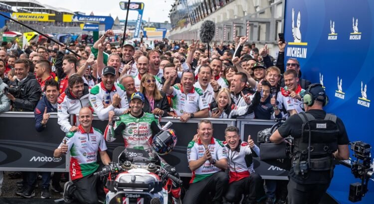 Kehadiran sang Ibu Bantu Johann Zarco Menangi MotoGP Prancis 2025 : Heartdesign Sports